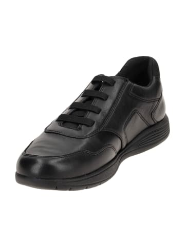 Sportliche Schnürschuhe in Schwarz