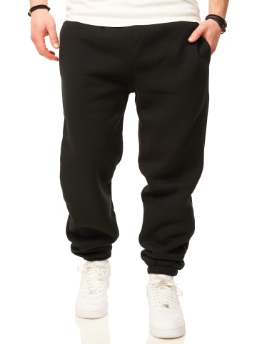 Jogginghose - im Straight-Fit als Lange Trainingshose Sweatpants in Schwarz
