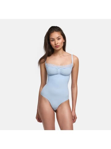 Figurformender Body mit String  in Babyblau