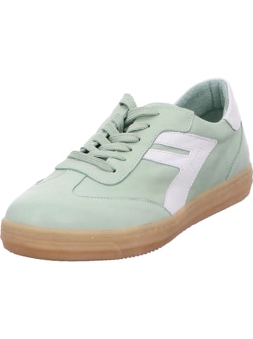 Sneaker in grün