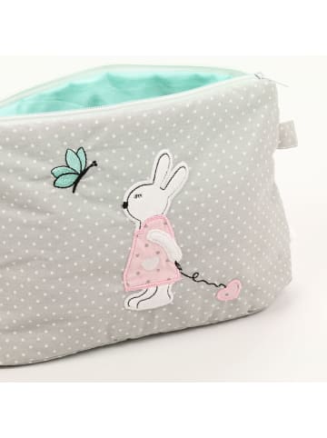 Windeltasche "HASENMÄDCHEN & HERZ" in Grau/Rosa - (L) 18 x (B) 26cm (T) 9cm