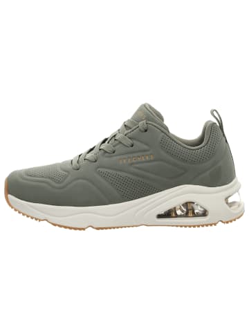 Sneaker in oliv