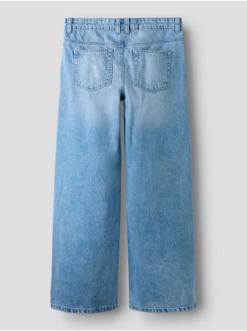 Wide Fit Jeans in Medium Blue Denim