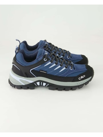 Wanderschuhe in Blau