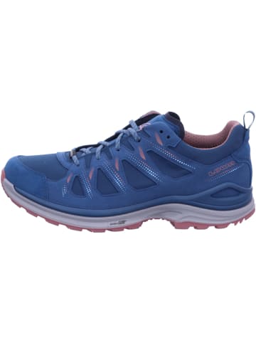 Wanderschuh in blau