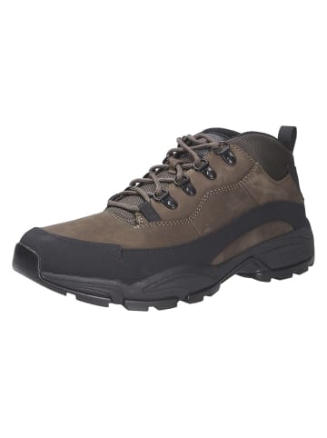 Sneaker in grün