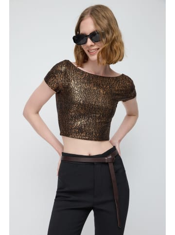 Blouse in Gold