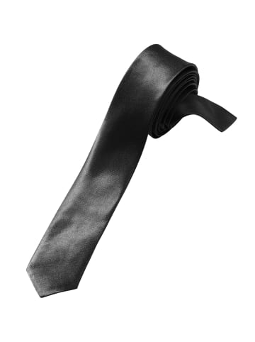 Faschingskleidung, auch Maskeradenverkleidung, in der Farbe schwarz