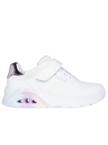 Sneaker in weiß