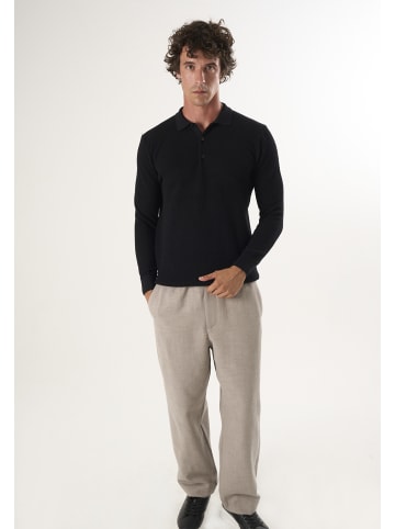 Pullover in Schwarz