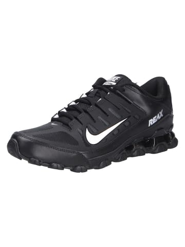 Sneaker REAX 8 TR in schwarz