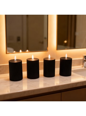 4 x LED Kerzen in Schwarz - (H)13 x Ø 7,5 cm