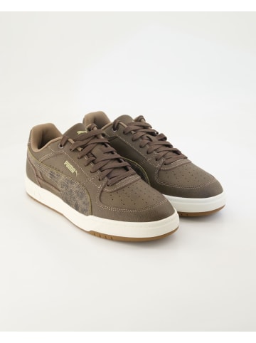 Sneaker low in Braun