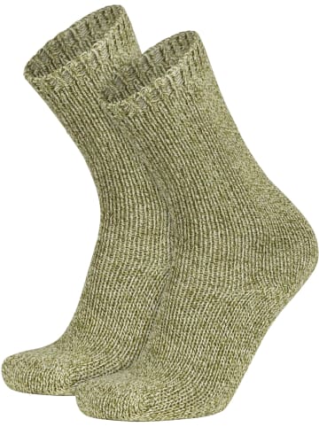 2 Strickwollsocken aus Baum- und Schafwolle in Grün