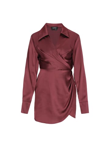Women Dress in burgundy