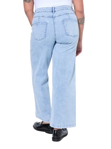 Jeans in light blue