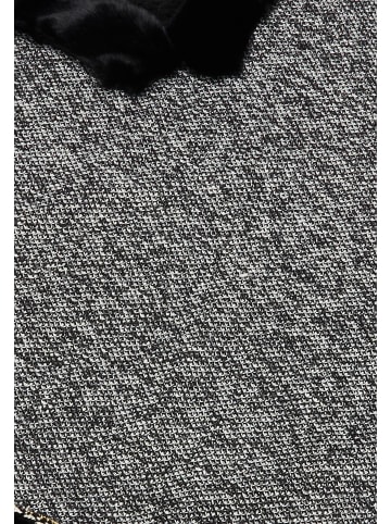 Women Poncho in Schwarz