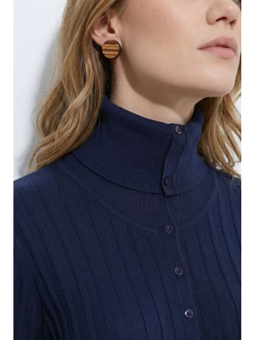 Pullover in marine