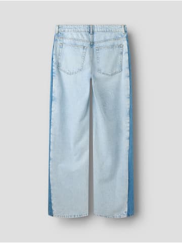 Jeans in Light Blue Bleached Denim