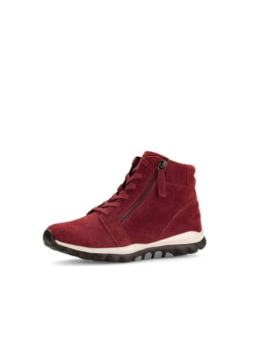Sneaker high in rot