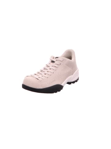 Fußballschuh in beige