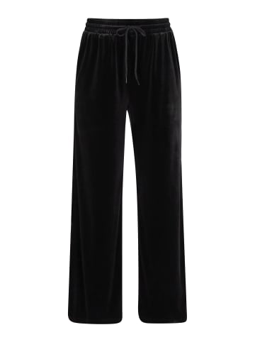 Women Pants in Black