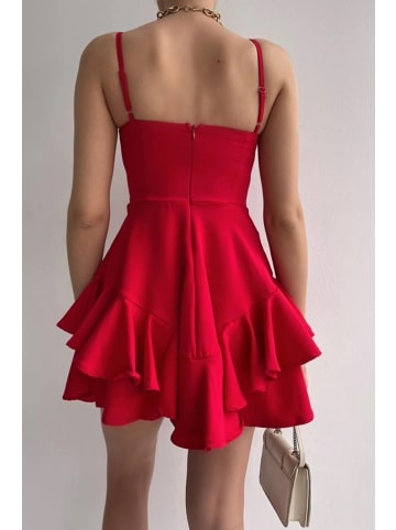 Kleid in Rot