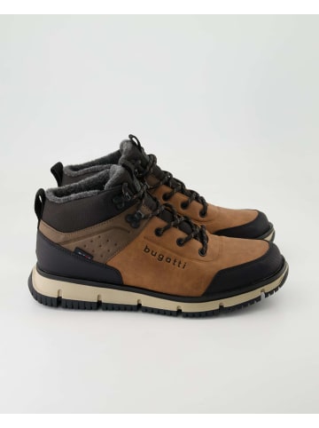 Sneaker high in Braun
