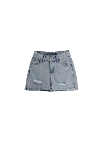 Shorts in Hellblau