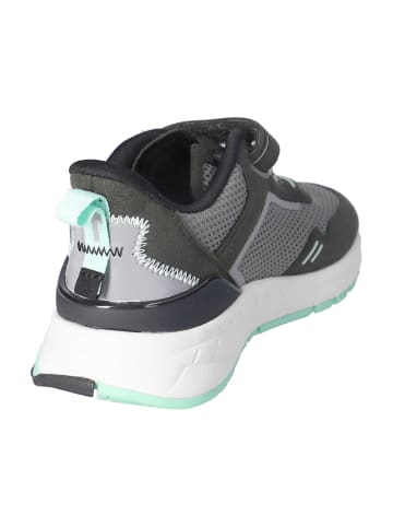 Sneaker Low in Oliv
