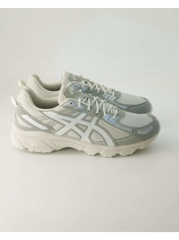 Laufschuhe in Grau