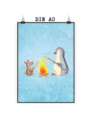Poster Pinguin Lagerfeuer ohne Spruch in Eisblau
