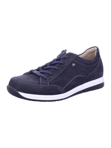 Sneaker Low in blau