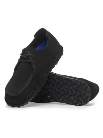 Sneaker in schwarz