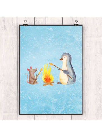Poster Pinguin Lagerfeuer ohne Spruch in Eisblau