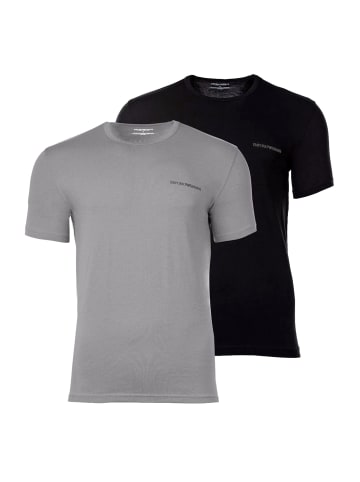 T-Shirt in schwarz