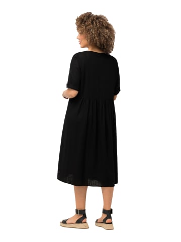 Kleid in schwarz