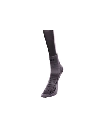 Schnürschuh in grau