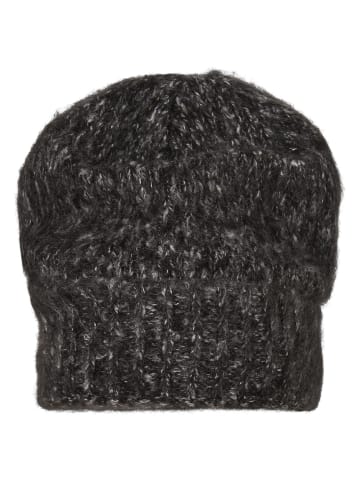 Beany in grey