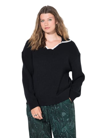 Pullover in schwarz