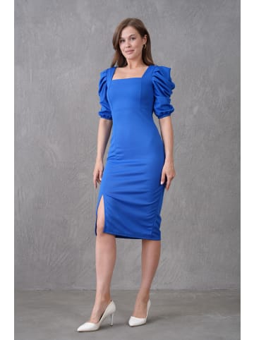Kleid in Blau