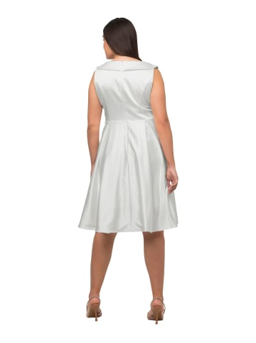 Midikleid in offwhite