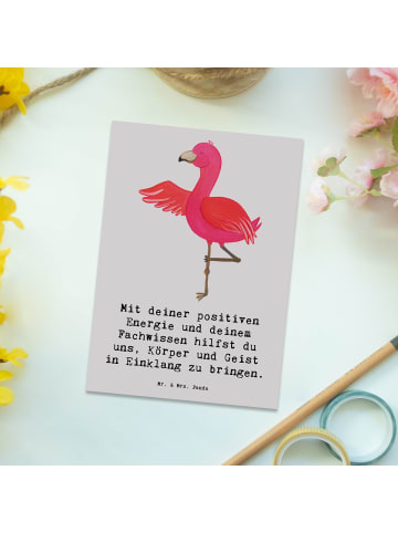 Postkarte Yoga Trainerin Harmonie mit Spruch in Grau Pastell