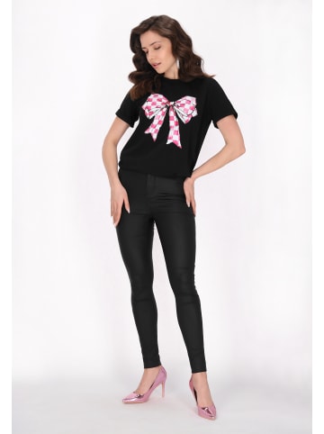 Women T-Shirt in black