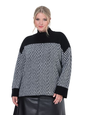 Pullover in schwarz