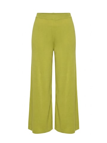 Hosen in dschungelgrün