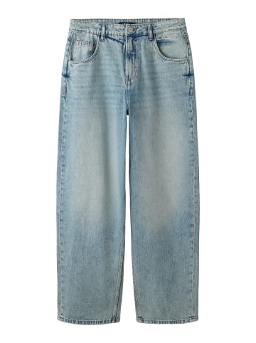 Jeans in Light Blue Denim1