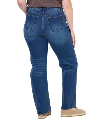 Jeans in blue denim
