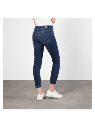 Jeans in D853