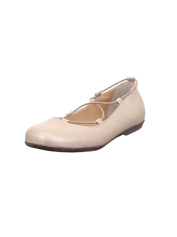 Schnürschuh in gold